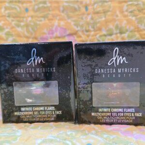 Danessa Myricks Chrome Flakes Duo